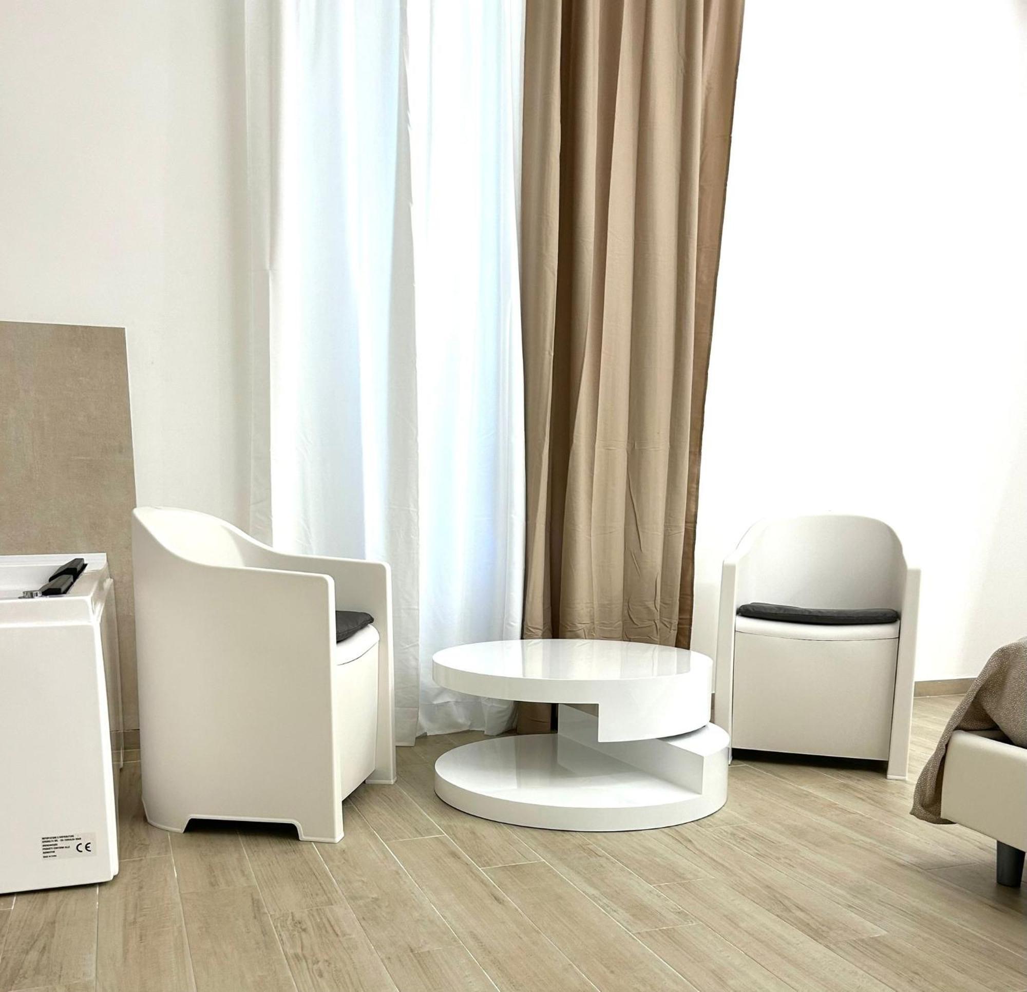 Bed E Suite Domar Brindisi Exterior foto