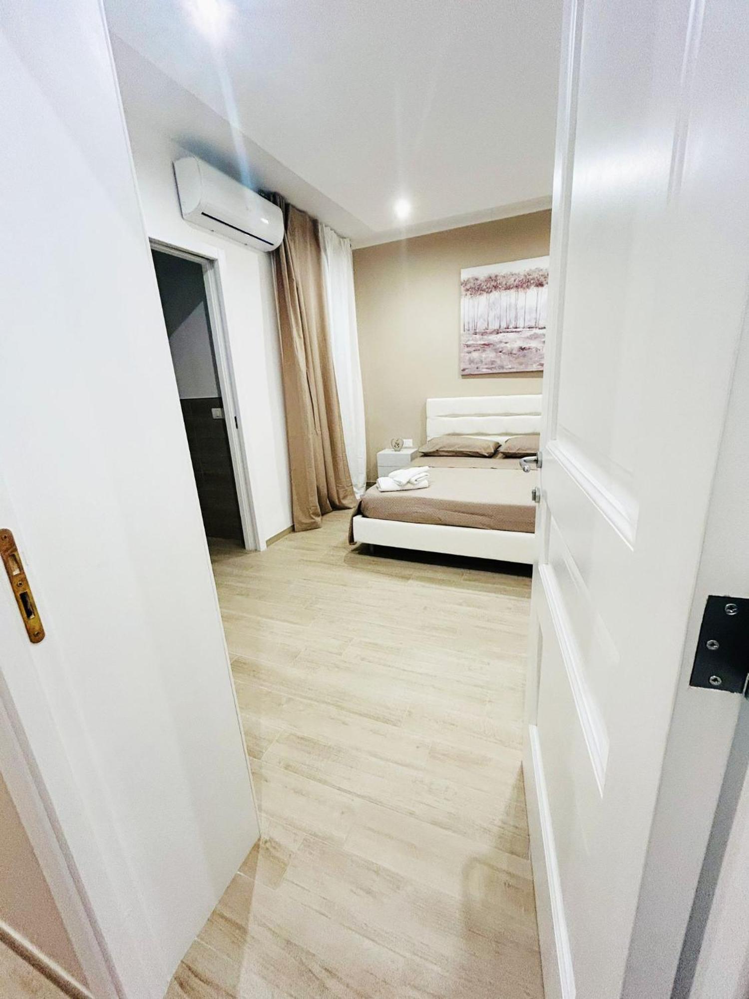 Bed E Suite Domar Brindisi Exterior foto